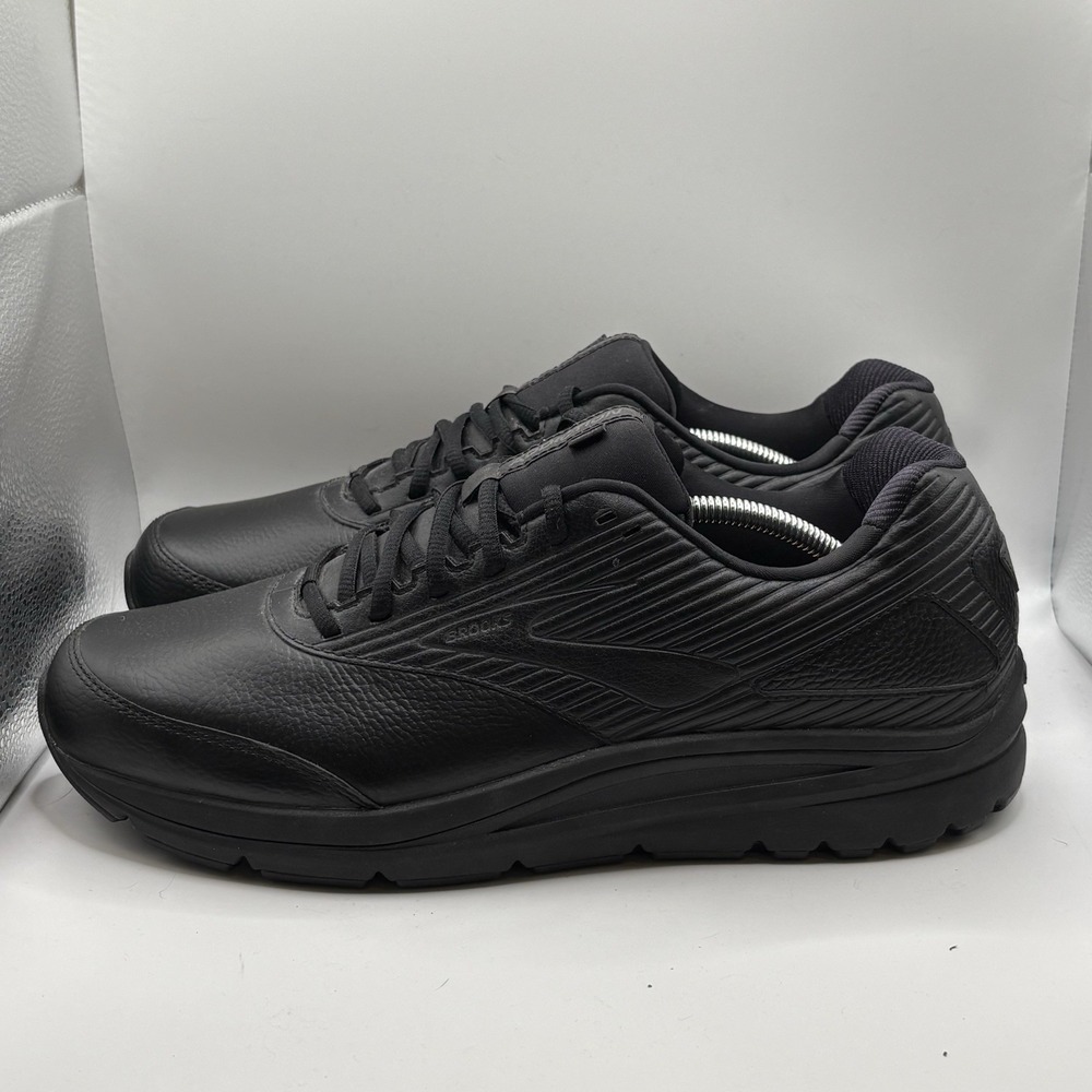 Brooks Addiction Walker Mens 13D Black Leather Walking Shoes DNA Cushion
